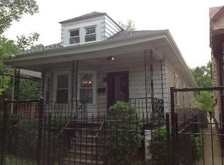 6952 S Rockwell St, Chicago, IL 60629