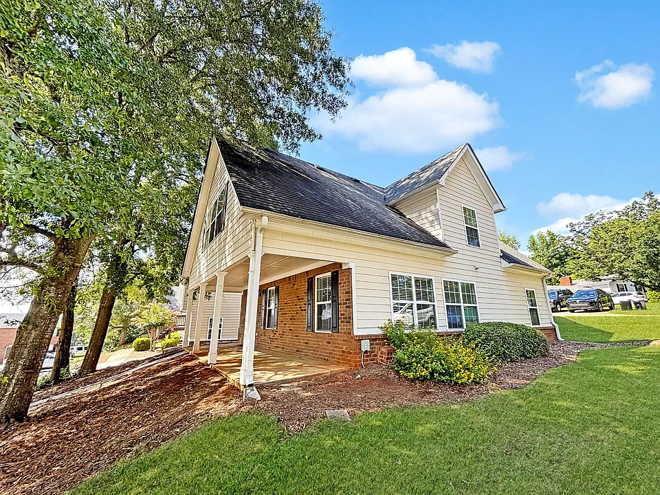 100 Pineview Ct