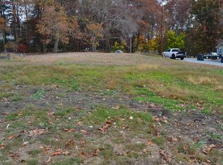 120 Honora Ave, Dracut, MA 01826