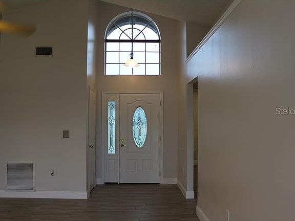 2nd image of 1713 Boxeney Dr #4