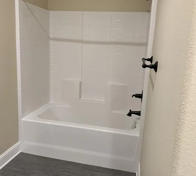 115 E Pecan St #115 — Photo 3