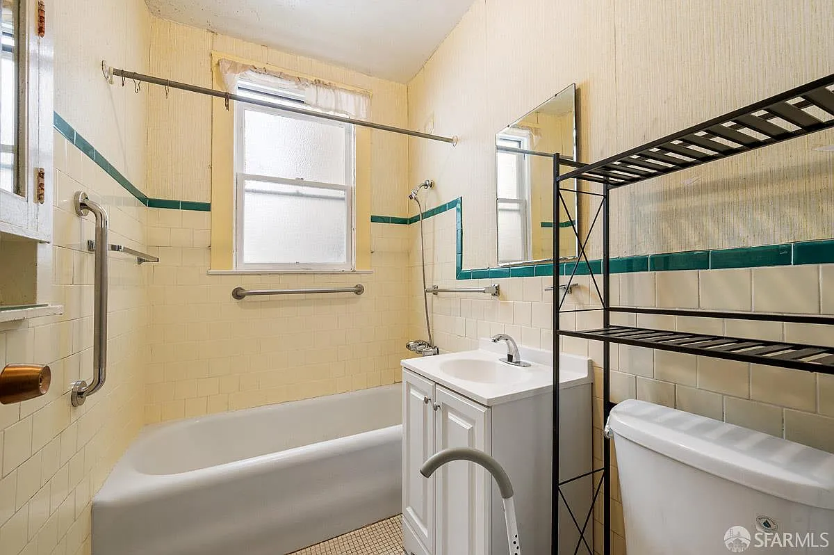 627 22nd Ave - Photo 9