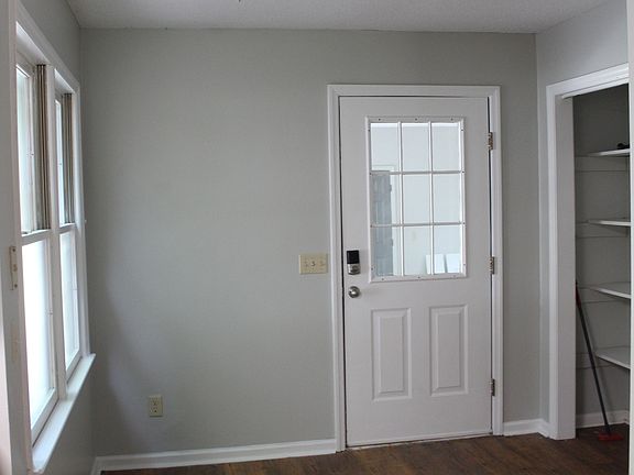 4th image of 17 Greenwood Ave