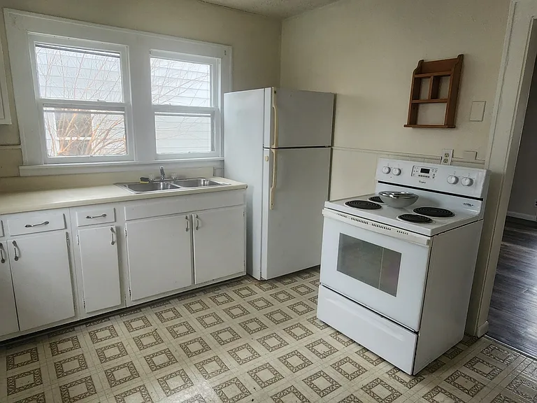 4107 Brown St — Photo 5