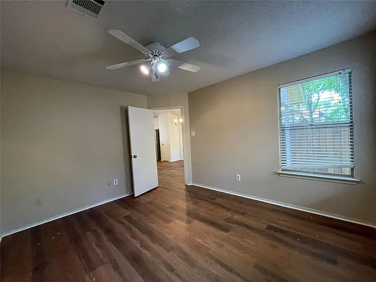 12607 Olympiad Dr — Photo 23