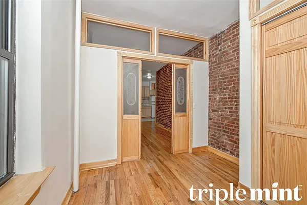 Rented by Triplemint | media 12