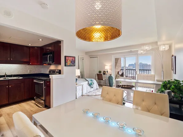 20 2nd St NE #E-p1205, Minneapolis, MN 55413