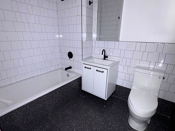 5th image of 155 Elliott Ave #303