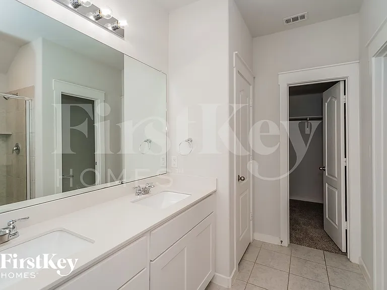 9005 Dameron Dr — Photo 14