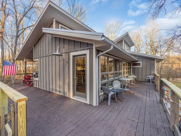 92 Castleberry Dr, Sewanee, TN 37375