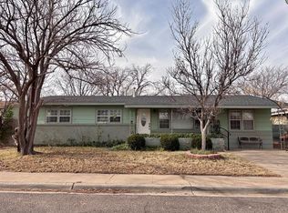 803 NE 3rd St, Andrews, TX 79714