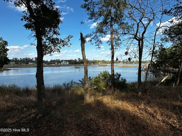 807 John'S Orchard Lane, Wilmington, NC 28411