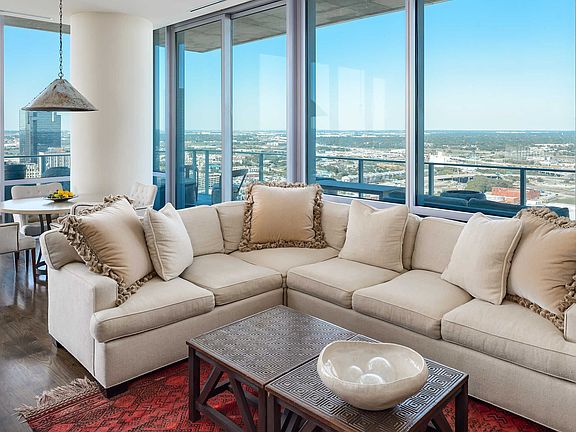1301 Throckmorton Unit 2802-2.jpg