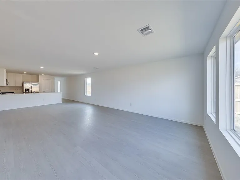 18225 Pontecorvo Ln — Photo 10