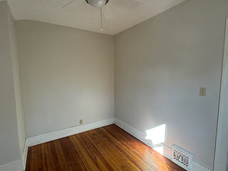 2177 Dougall Ave #1 — Photo 22