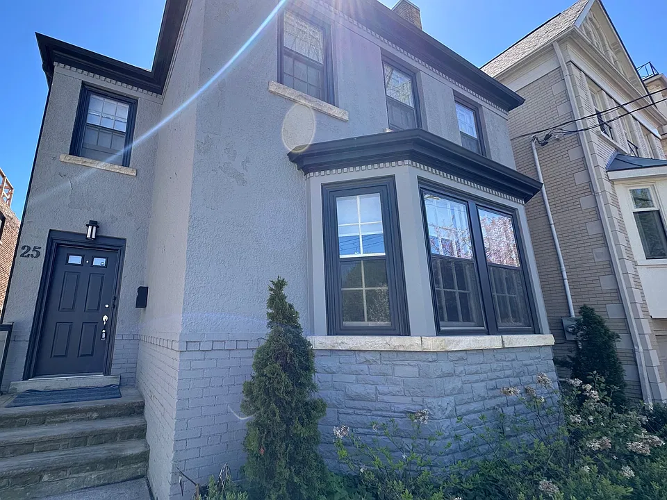 25 Coulson Ave #LOWER