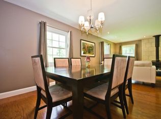 59 Livingston Ln, Manalapan, NJ 07726