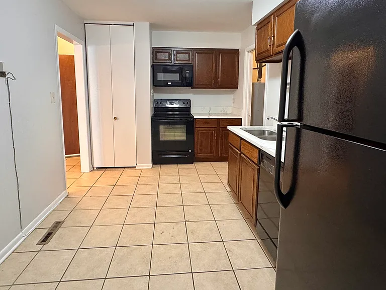 835 Judson Ave #101 — Photo 6