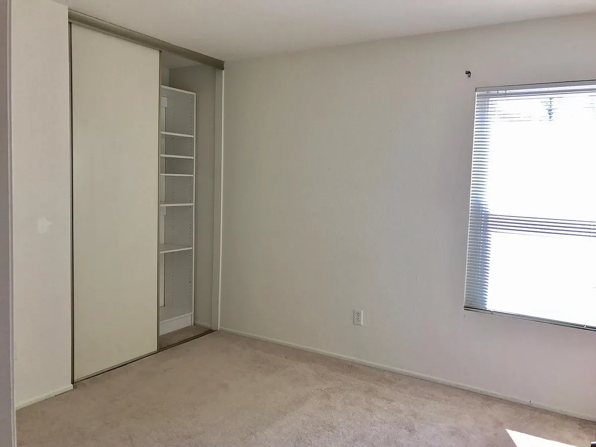 Building Photo - 15325 Seitz Ct