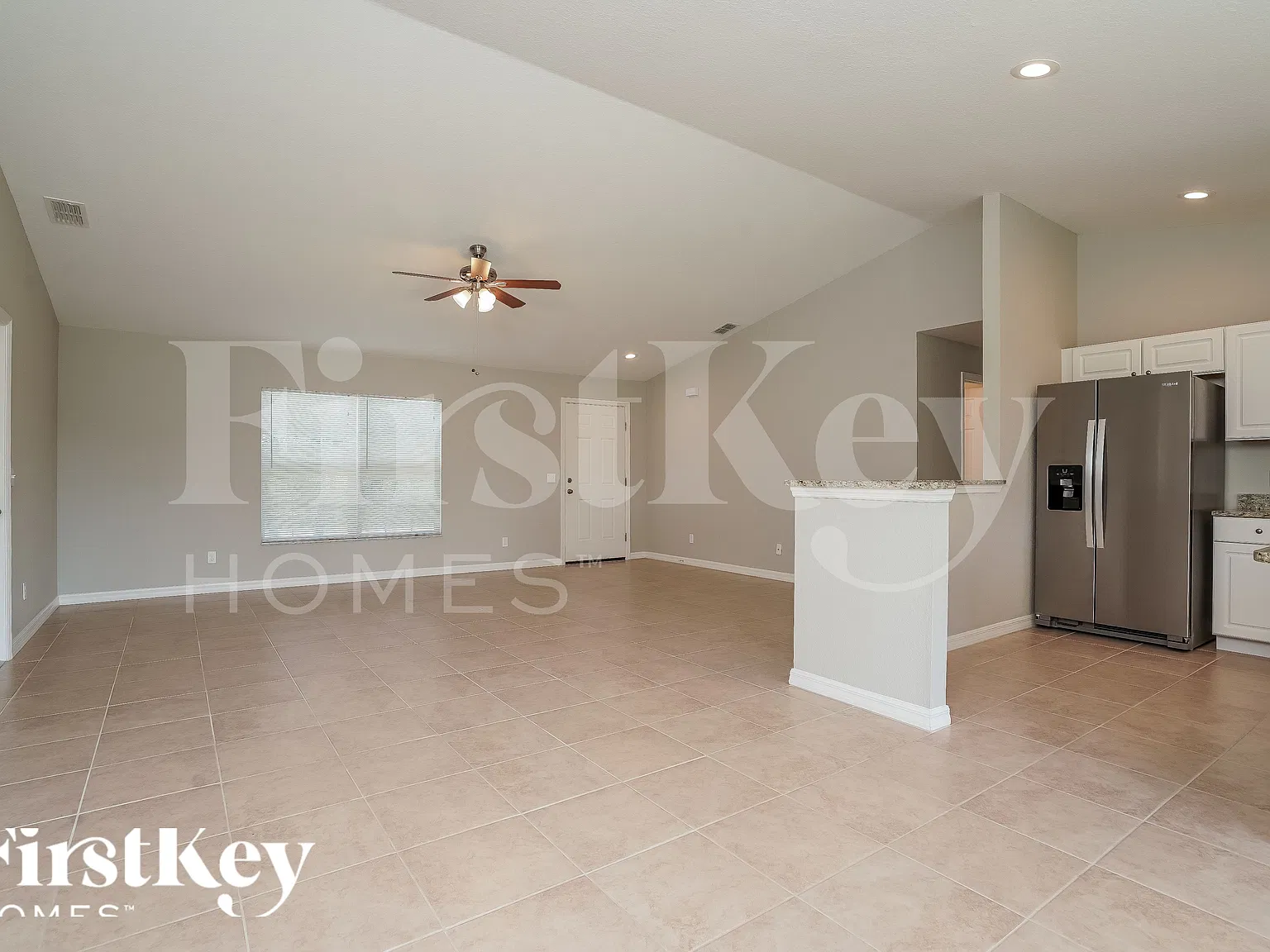 3 bed, 2.0 bath, 1612 sqft, $1,820 — Photo 4