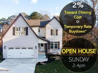1030 Tea Olive Ln, Knoxville, TN 37919