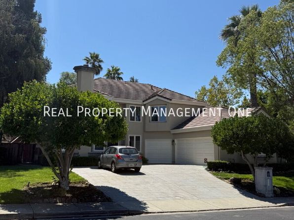 205 Dove Creek Ln