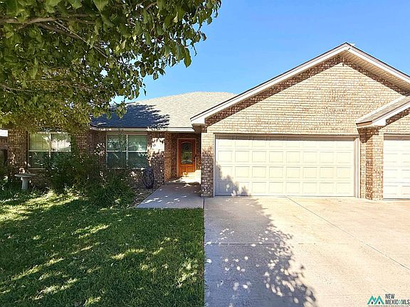 3rd image of 2112 Howard Cowper Dr