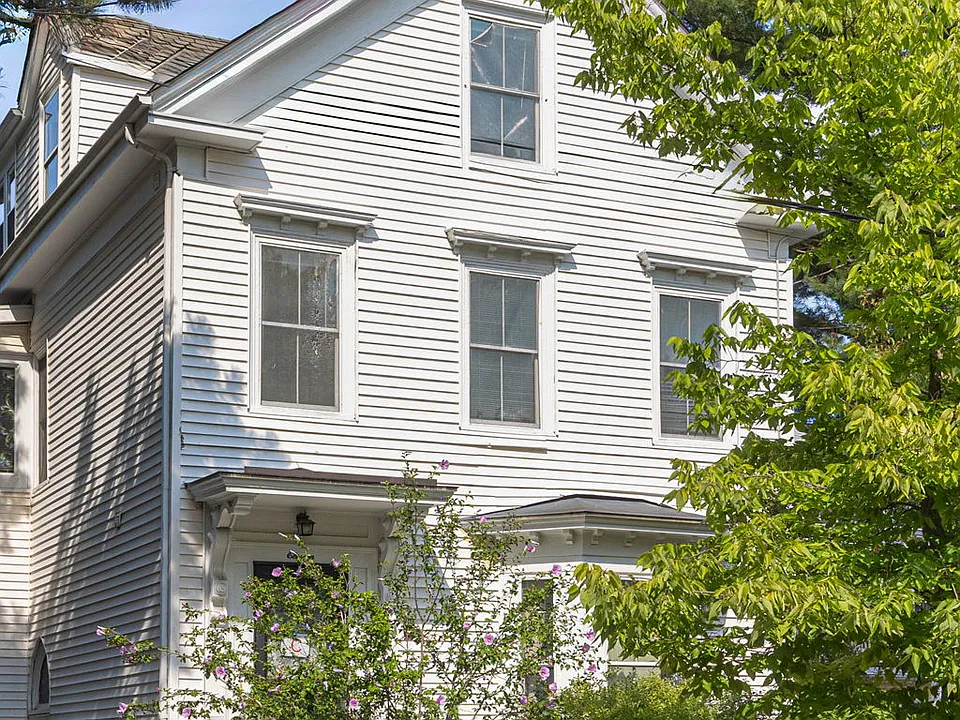 11 Perry St #2