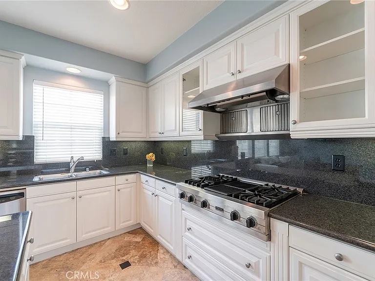 6267 Pacific Pointe Dr — Photo 11