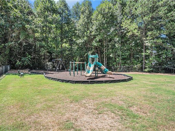 118 Bellington Dr, McDonough, GA 30253