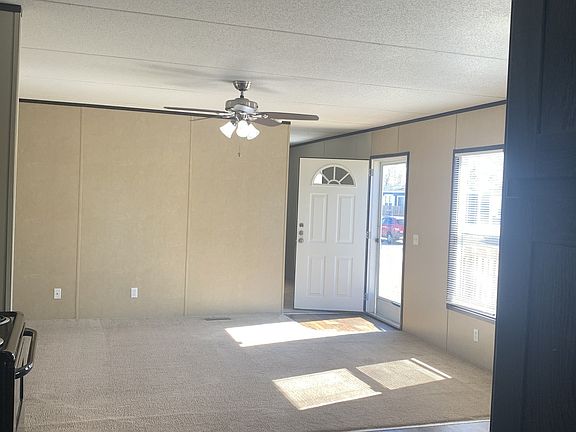 4th image of 920 Century Plaza Dr #555