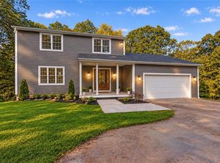 19 Hilton Dr, Johnston, RI 02919