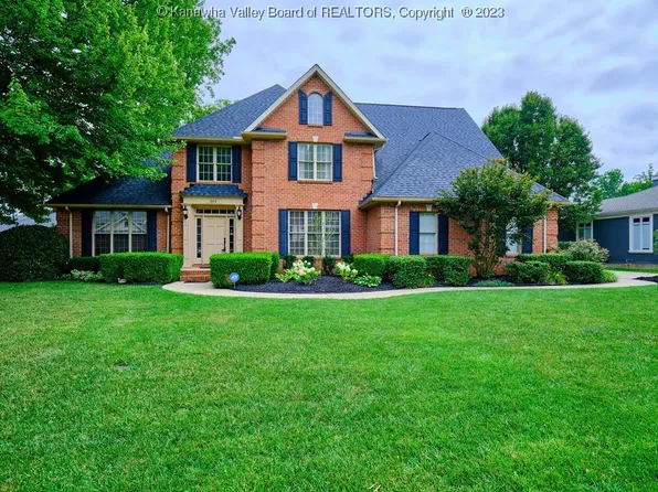 303 Heath Rd, Hurricane, WV 25526