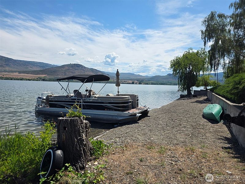 5th image of 33524 B Hwy 97 #B