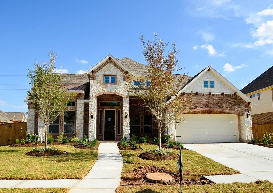 1st image of 8911 Wandering Willow Dr