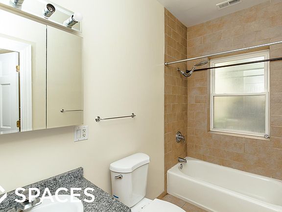 5th image of 4708 N Wolcott Ave #Gdn