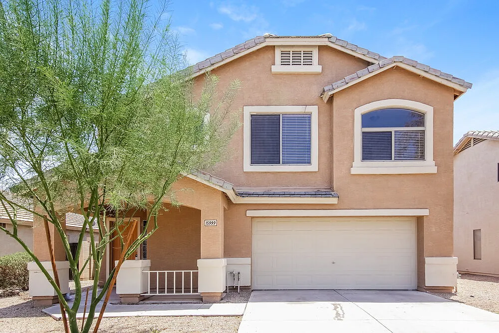 3 bed, 2.5 bath, 1612 sqft, $1,895 — Photo 1