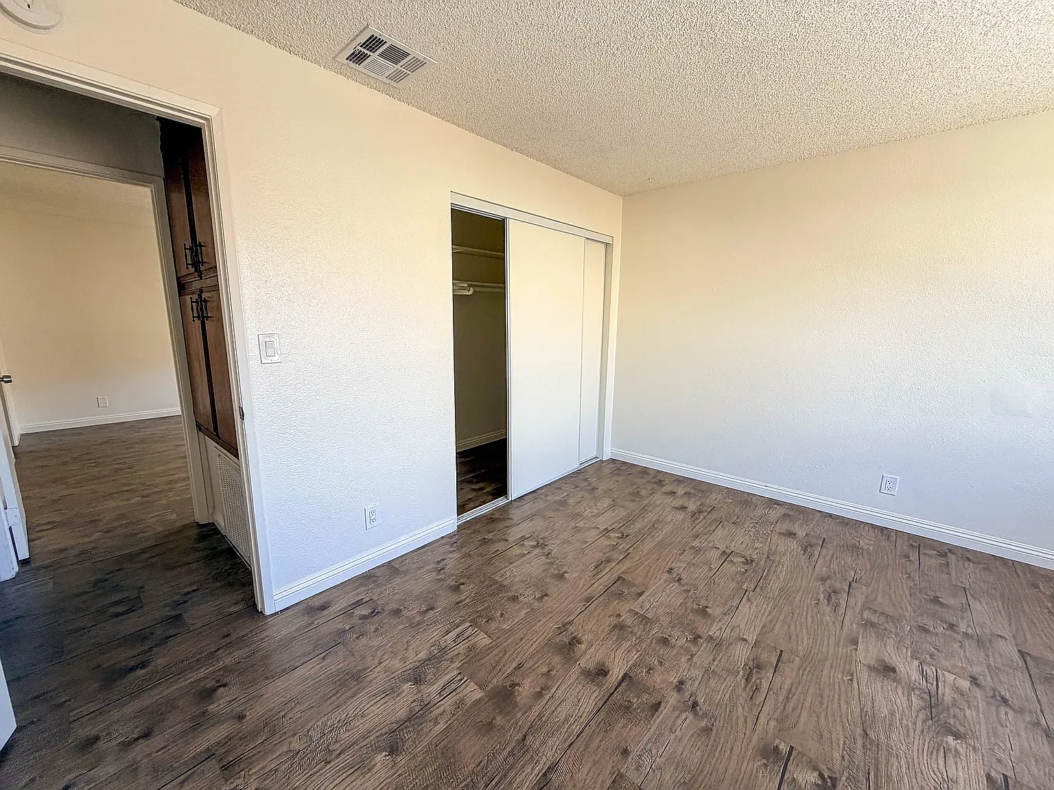 2 bed, $1,750 — Photo 4