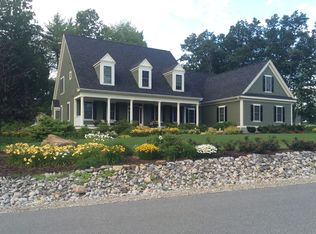 11 Elizabeth Way, Bedford, NH 03110