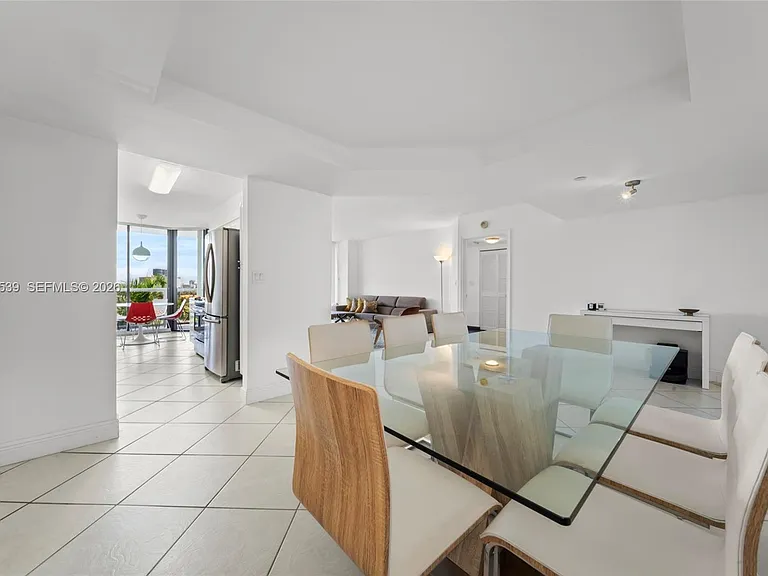 3598 Yacht Club Dr #601 — Photo 8