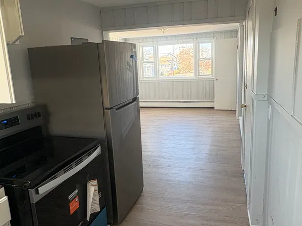 43 B St #6, Hull, MA 02045