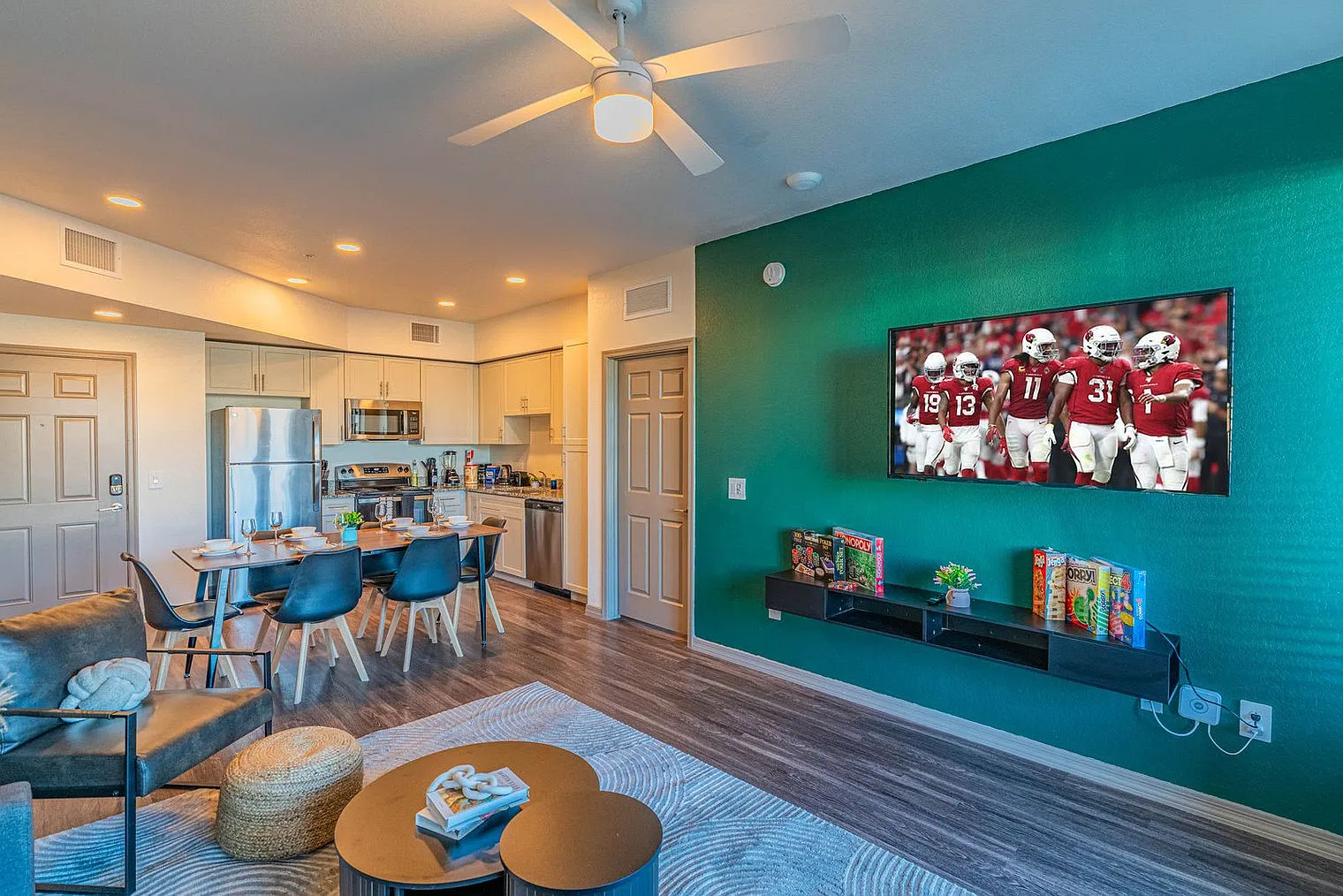 2 bed, 2.0 bath, 893 sqft, $3,293 — Photo 3