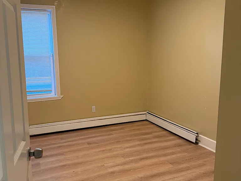 30 Pekin St #1 — Photo 7