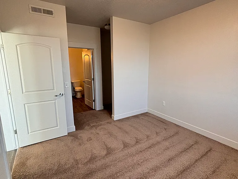 City Centre Apartments — Photo 14