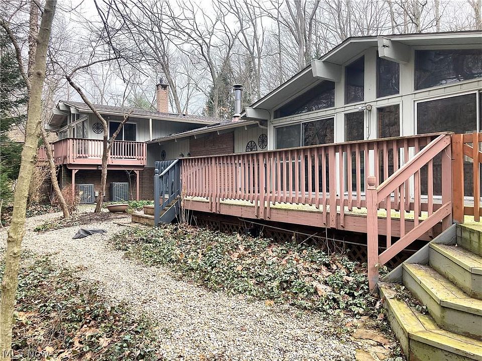 1st image of 2364 Berrywood Dr