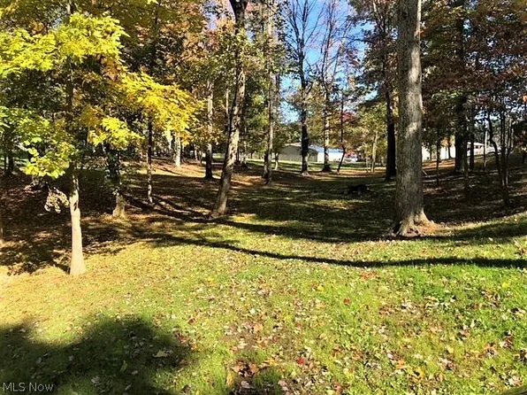 0 Pinecrest Dr, Washington, WV 26181