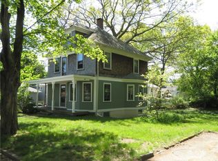 12 Manton St, Warwick, RI 02818