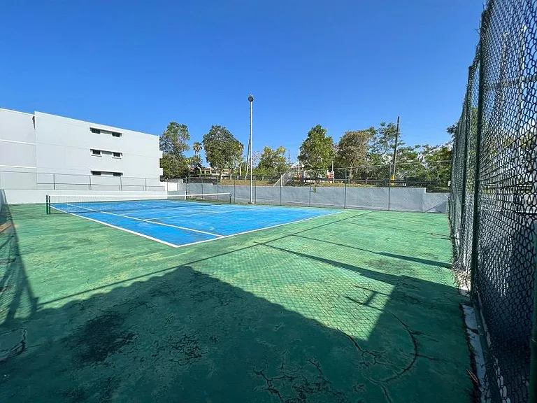 Patios Sevillano S-102 — Photo 18
