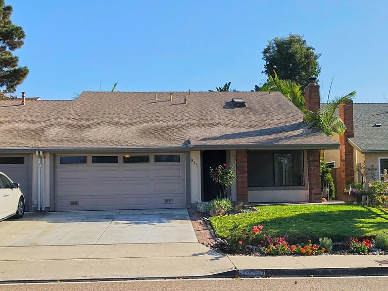 937 Woodgrove Dr — Photo 1