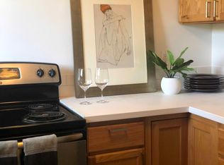 2809 12th Ave W #2, Seattle, WA 98119